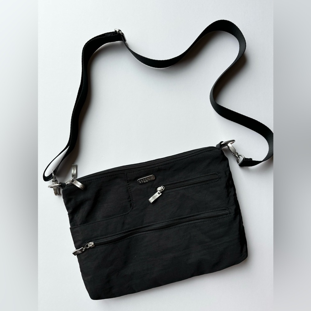 Baggallini crossbody
